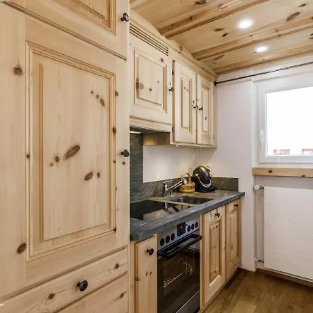 Casa La Roda Café Dulezi Sedrun