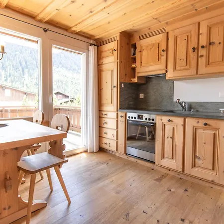 Casa La Roda Café Dulezi * Sedrun
