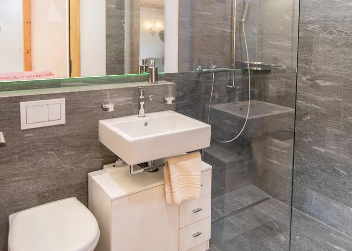 Casa La Roda, Via Da Scola 2 بيت ريفي سيدرن