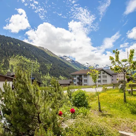 Casa La Roda, Via Da Scola 2 * Sedrun